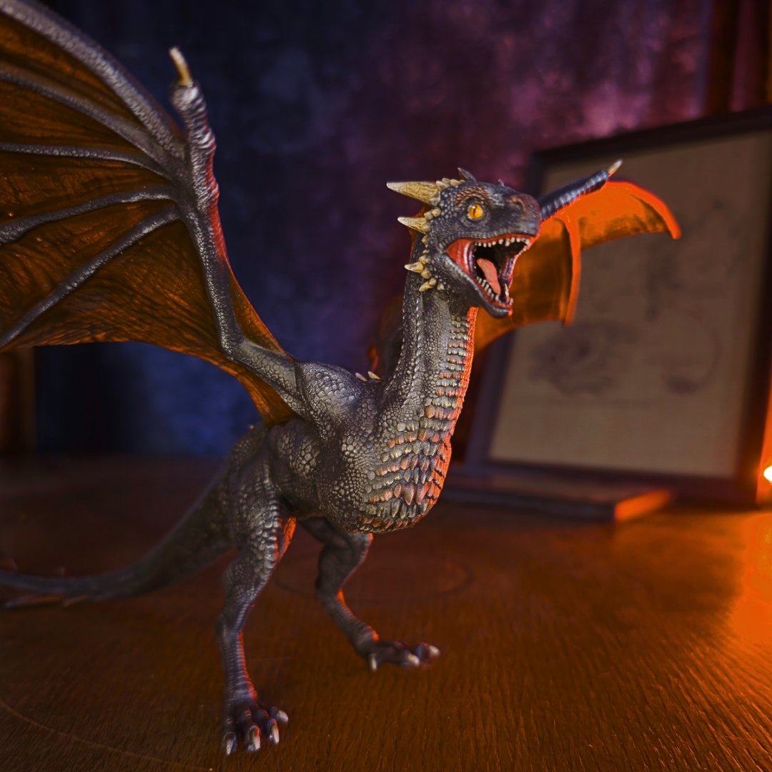 Figurine de bébés dragons Drogon