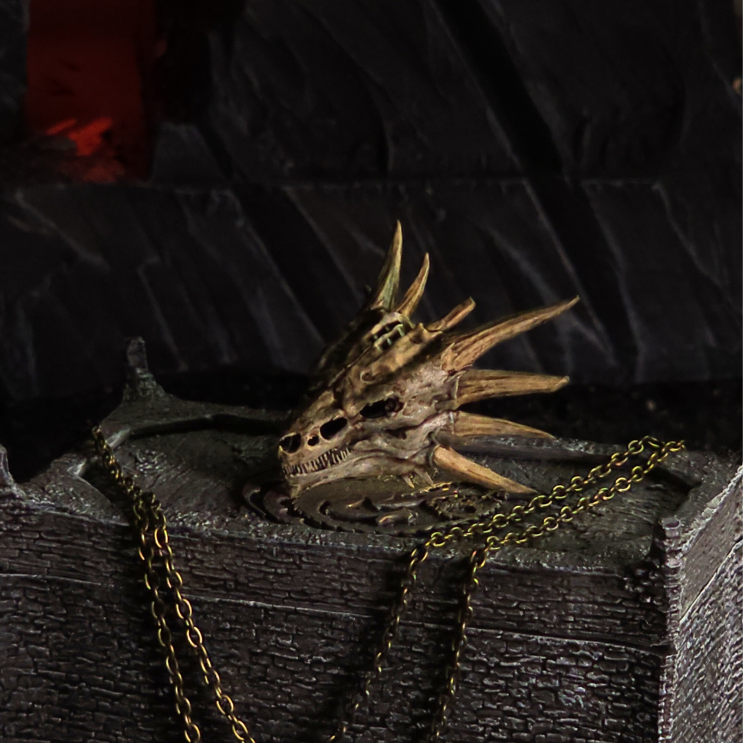 "The red queen" - Dragon's skull necklace