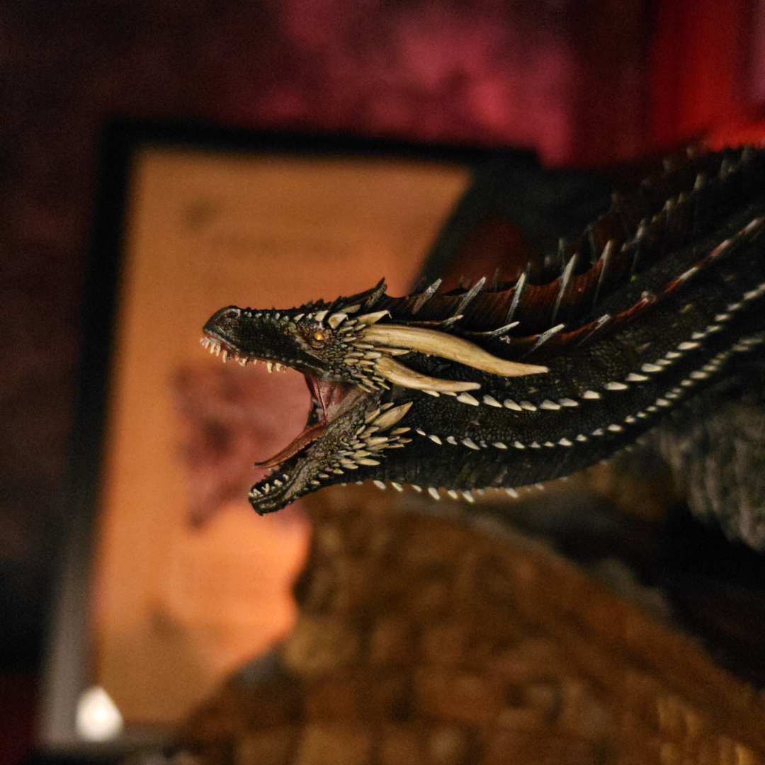 figurine du dragon Drogon de la série game of thrones